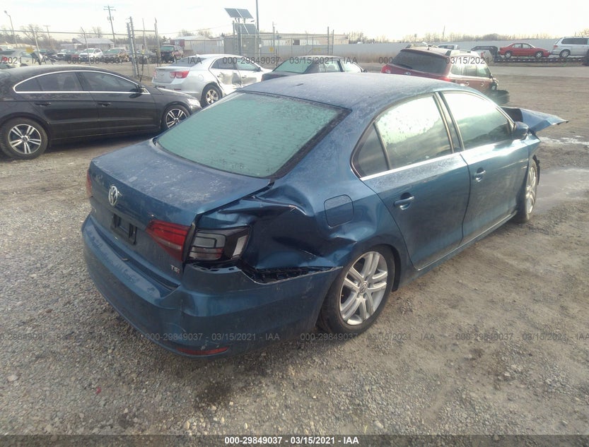 3VW2B7AJXHM378710