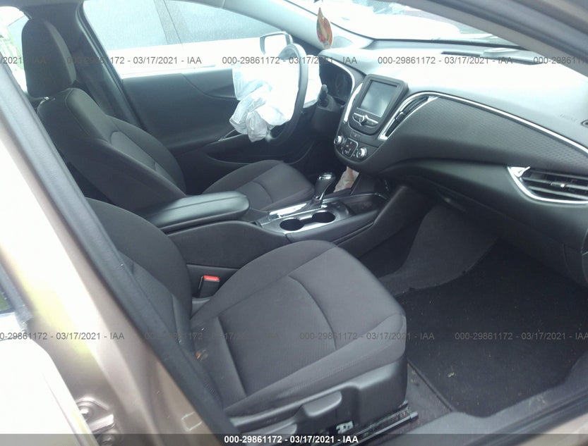 1G1ZD5ST8JF209834