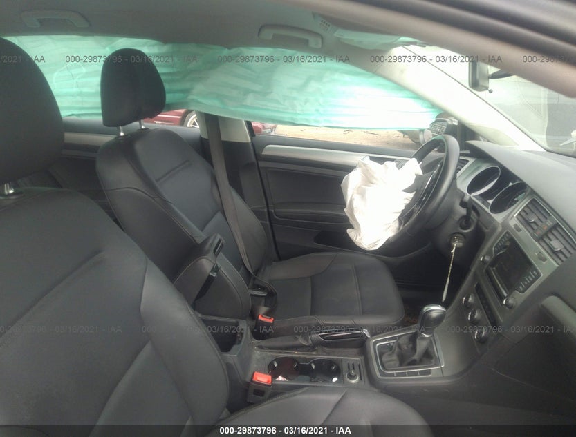 3VW2A7AU8FM039163