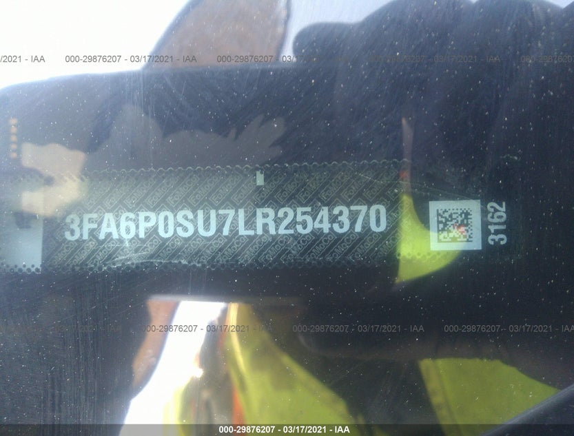 3FA6P0SU7LR254370