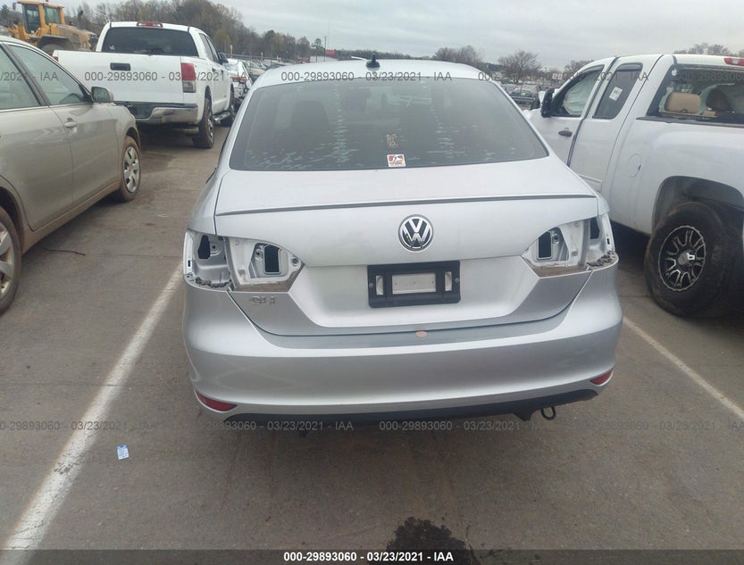 3VW4S7AJ1EM333658