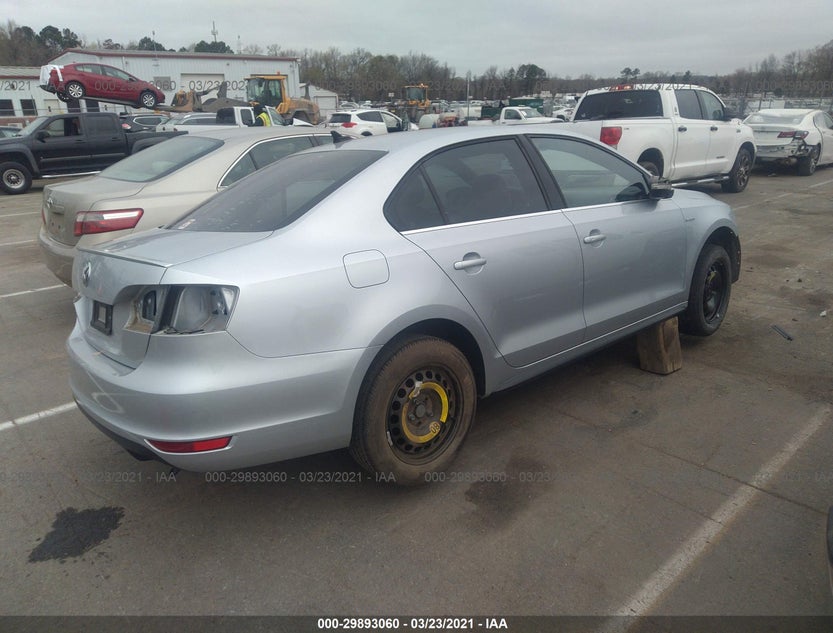 3VW4S7AJ1EM333658