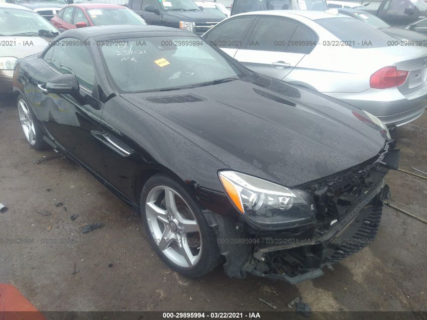 VIN WDDPK5HAXGF119447 2016 Mercedes-Benz SLK-Class,... no.1