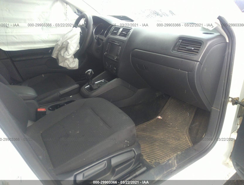 3VW2K7AJ8FM305980