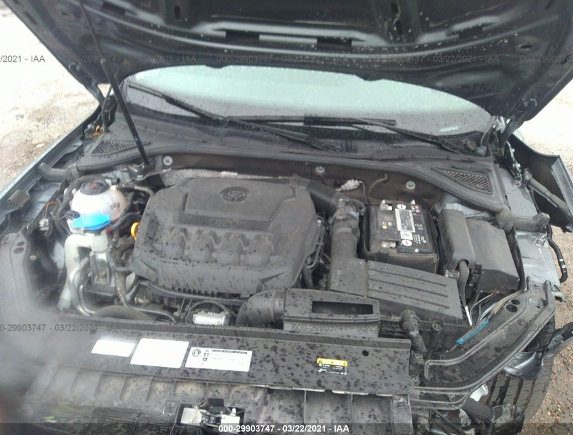 1VWLA7A30KC012675