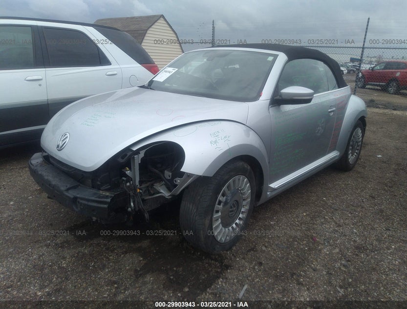 3VW517AT2GM806835