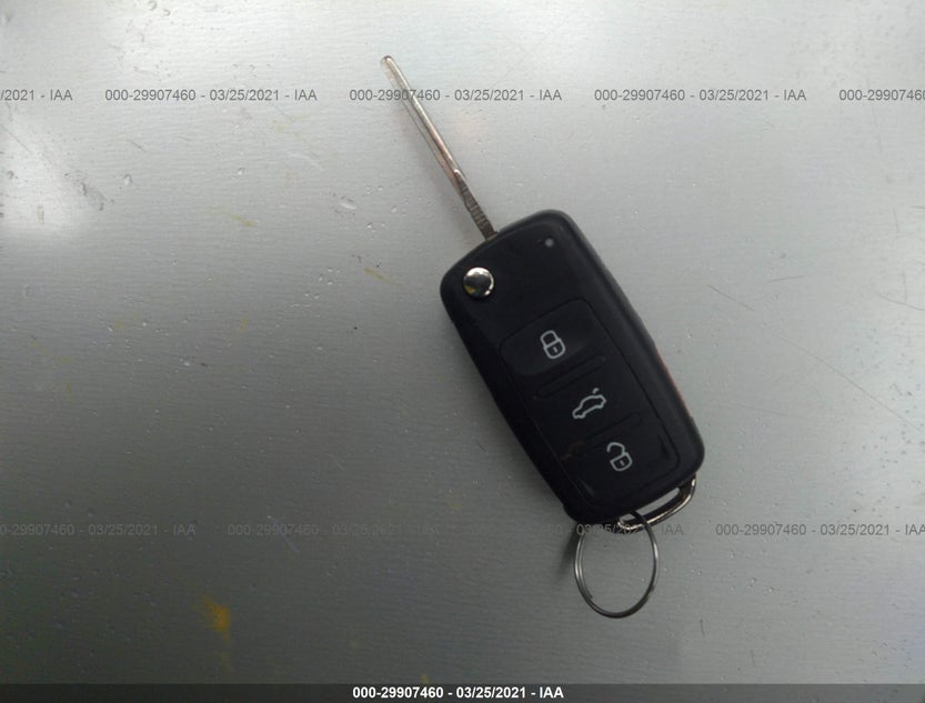 3VW2K7AJ1FM252328