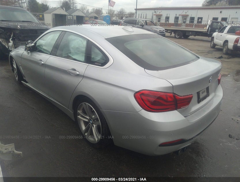WBA4J1C50KBM16498