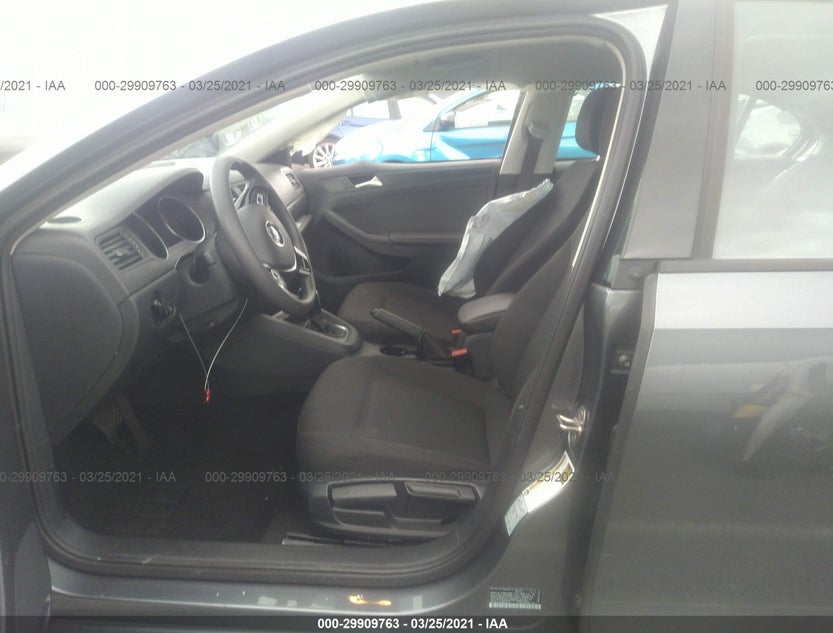 3VW267AJXGM272423
