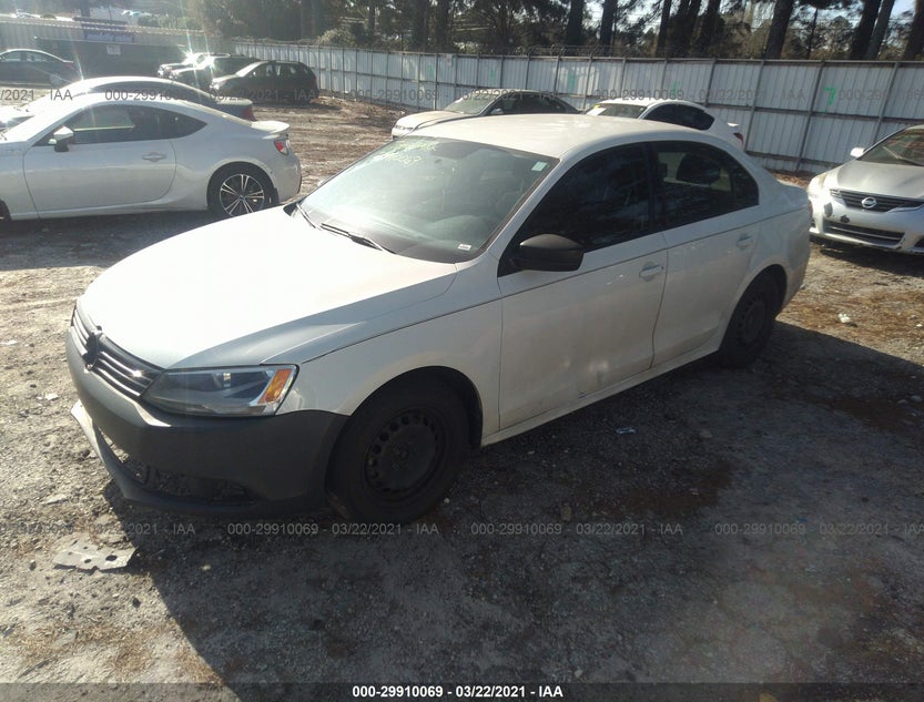 3VW2K7AJ9EM409635