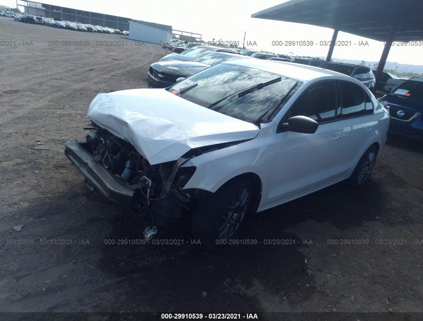 3VW2K7AJ3CM335982