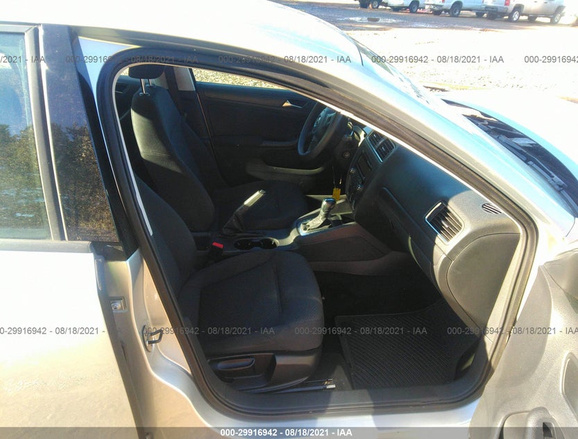 3VW2K7AJ9BM020599