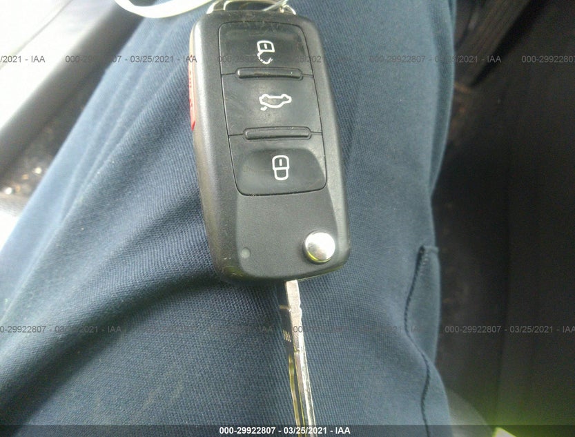 3VWLA7AJ6FM305998