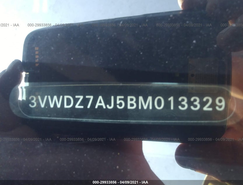 3VWDZ7AJ5BM013329
