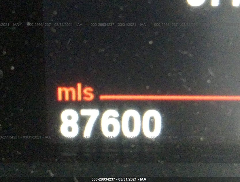 WBAXH5C51DDW15440