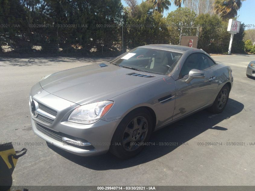 VIN WDDPK4HA5DF059602 2013 Mercedes-Benz SLK-Class,... no.2