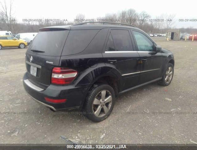 4JGBB8GB3BA713606