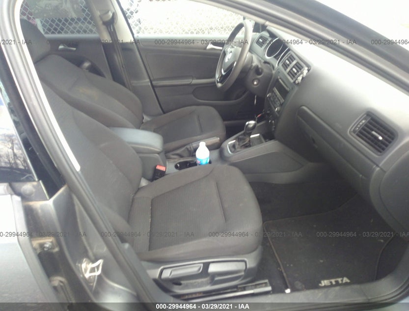 3VW2K7AJ9FM409233