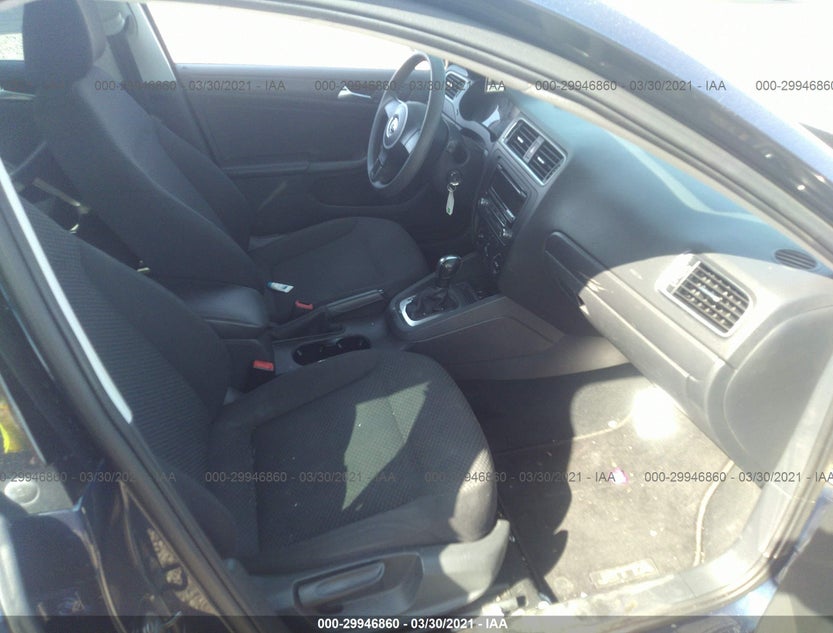 3VW2K7AJ5EM314327