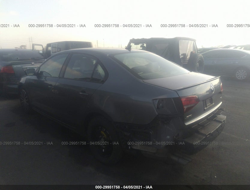 3VWD17AJ9GM326706