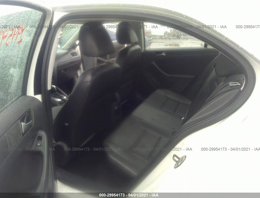 3VWD17AJ7EM211308