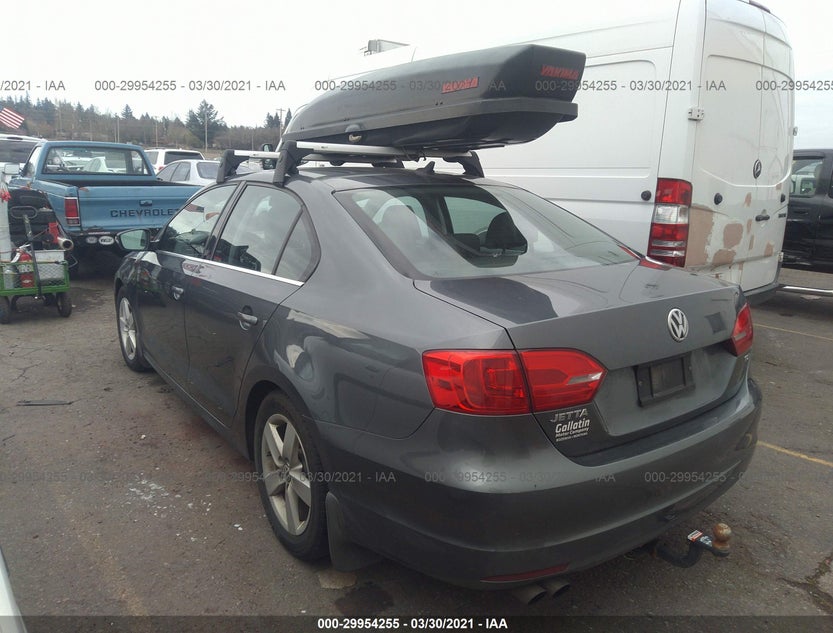 3VW3L7AJ7DM400979
