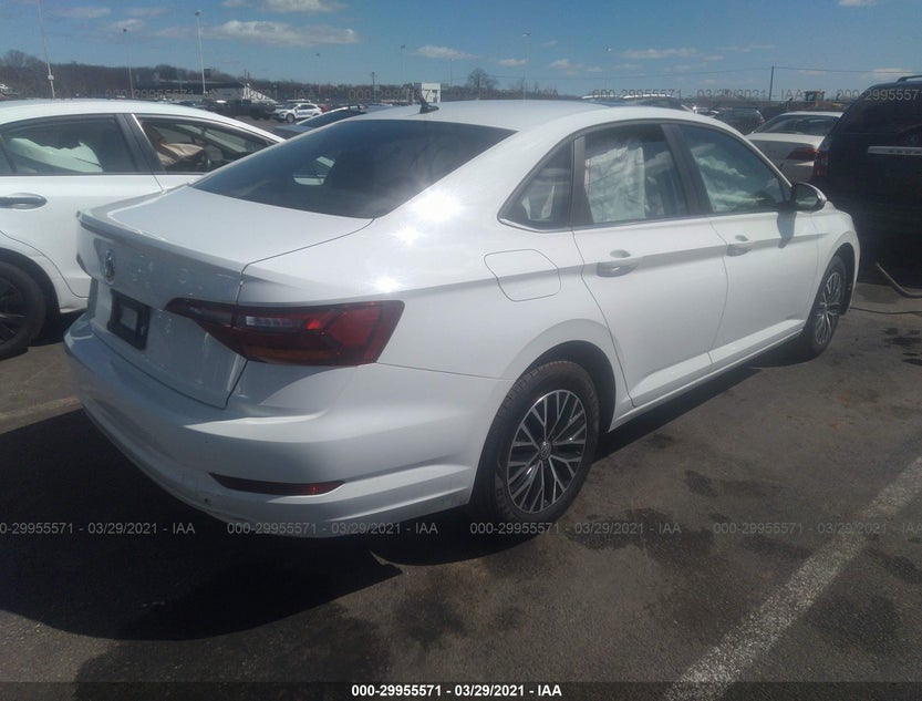 3VWCB7BUXKM172694