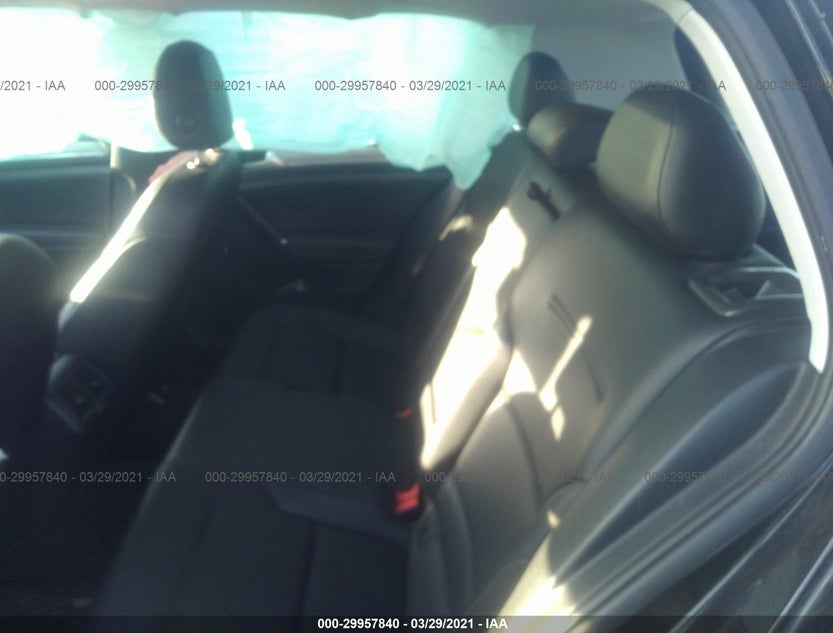 3VW217AU0GM038526
