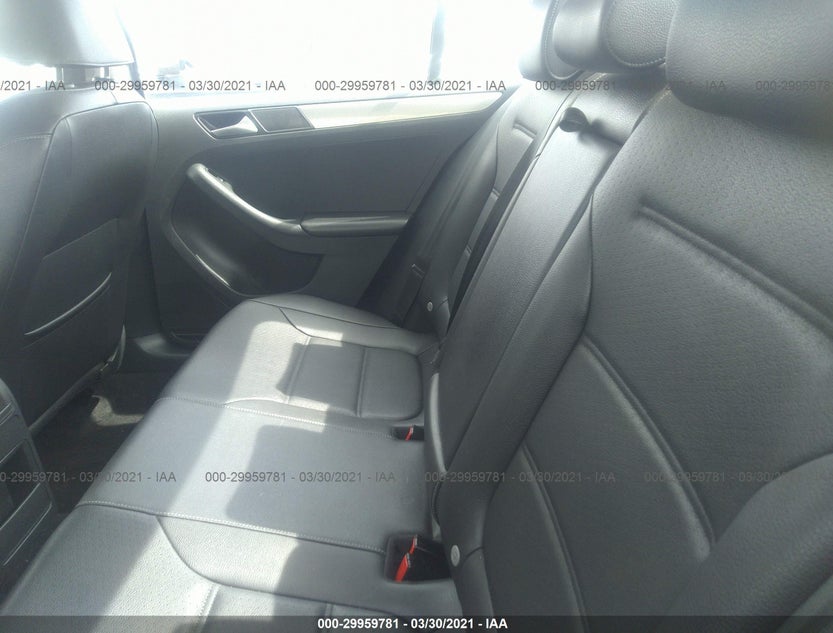 3VWDB7AJ4JM201889