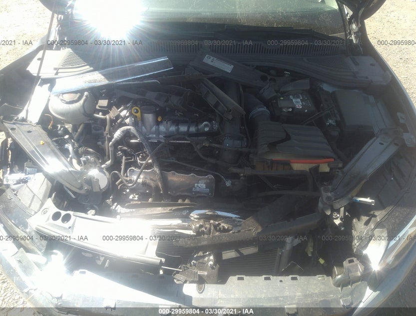 3VWC57BU0KM251010