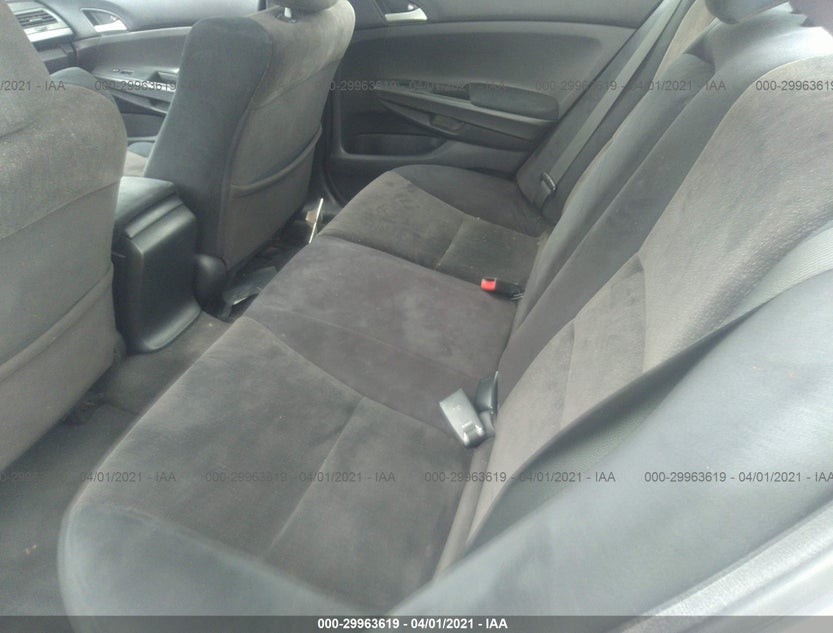 1HGCP2F30AA112154