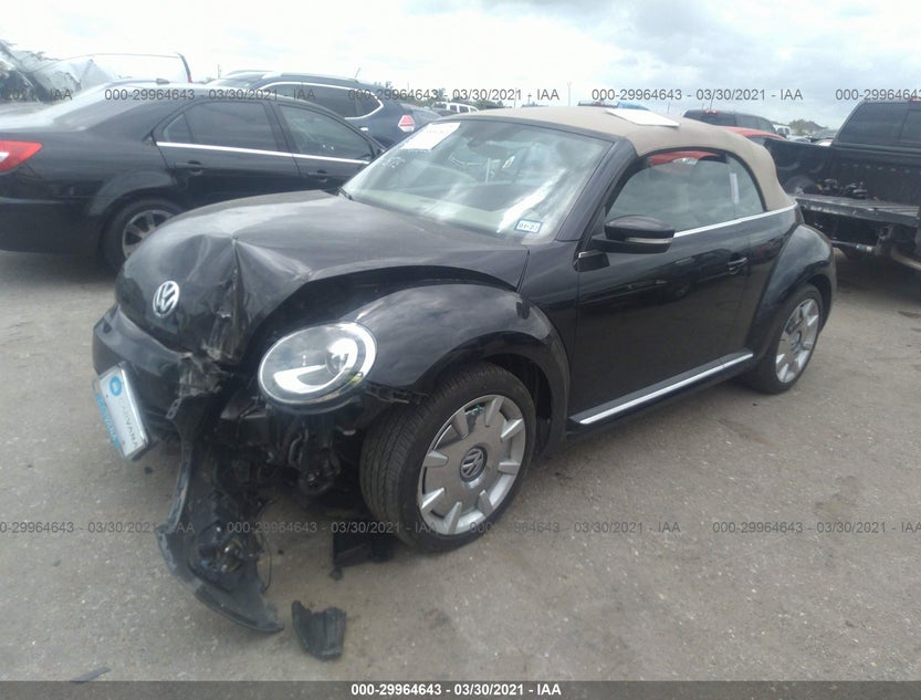 3VW5DAAT1JM506327