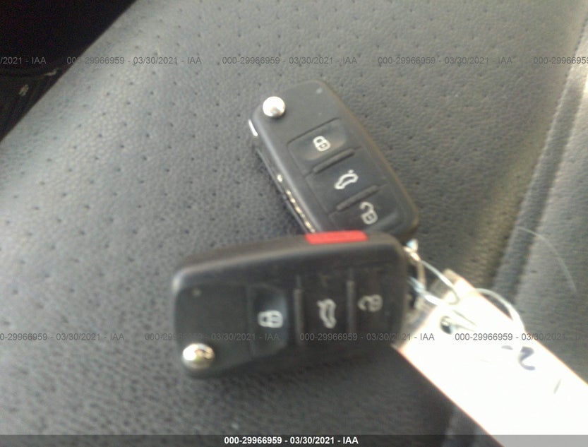 3VW3A7AJ7FM418505