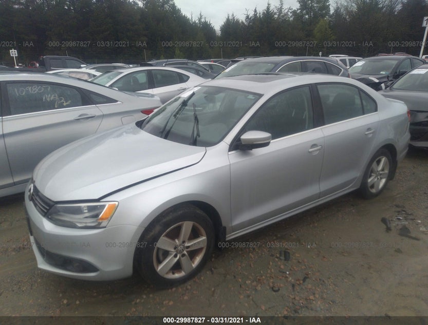 3VWLL7AJ7CM404545