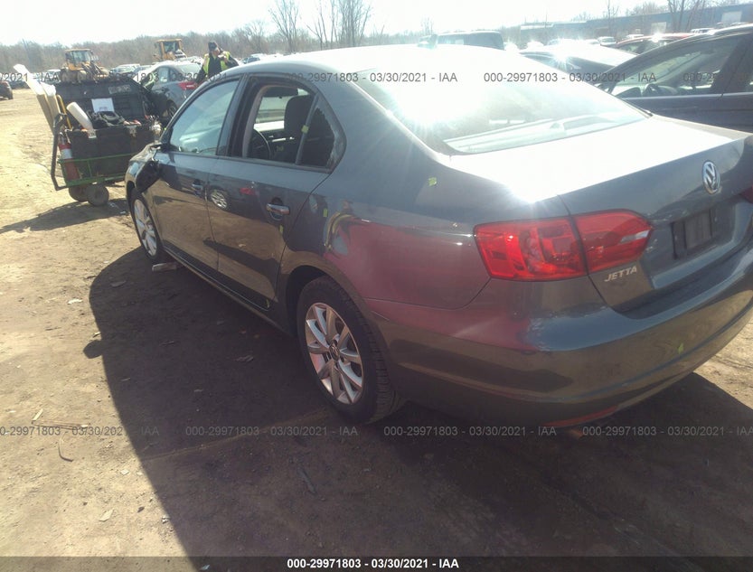 3VWDP7AJ7CM355243