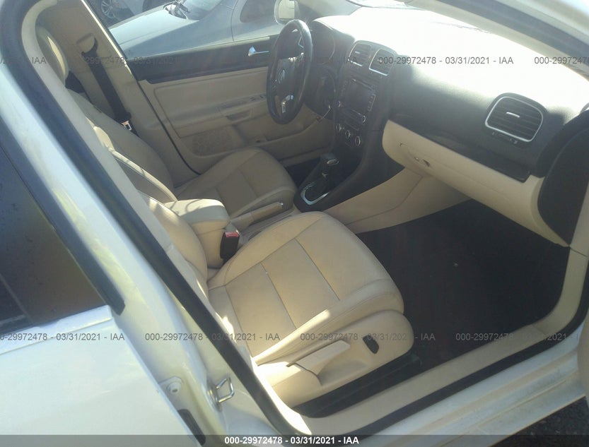 3VWPL7AJ5BM652535