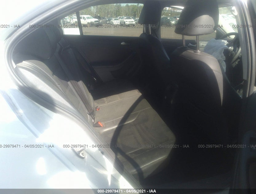 3VWDX7AJ6BM337704