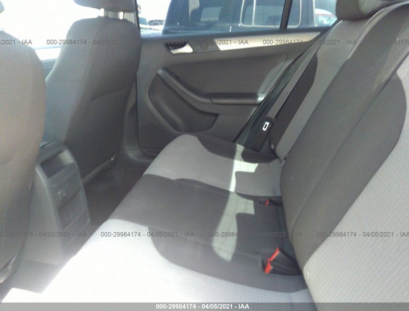 3VW167AJ0JM203842