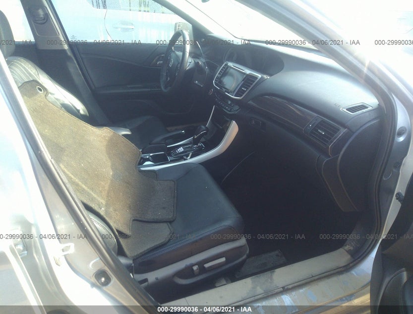1HGCR2F87GA200150