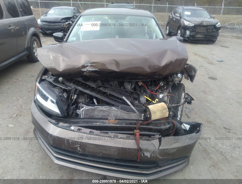 3VW2K7AJ2FM245016