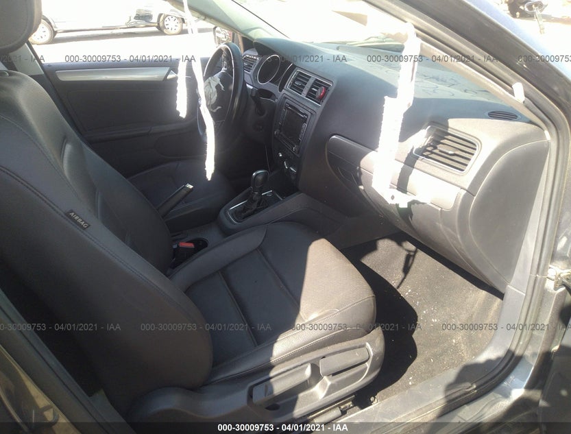 3VWD17AJ1FM346592