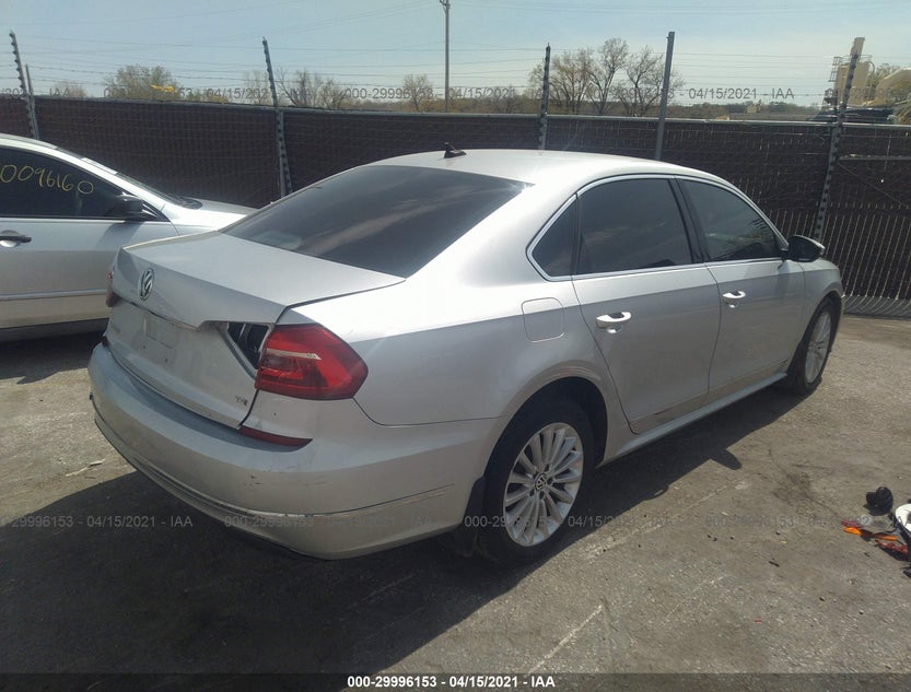 1VWBS7A38GC037758