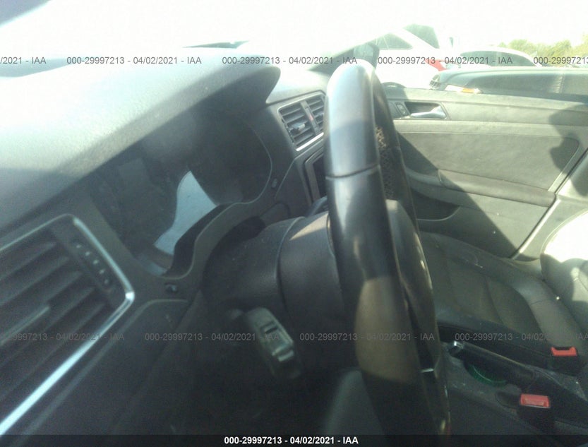 3VWDX7AJ7BM031532
