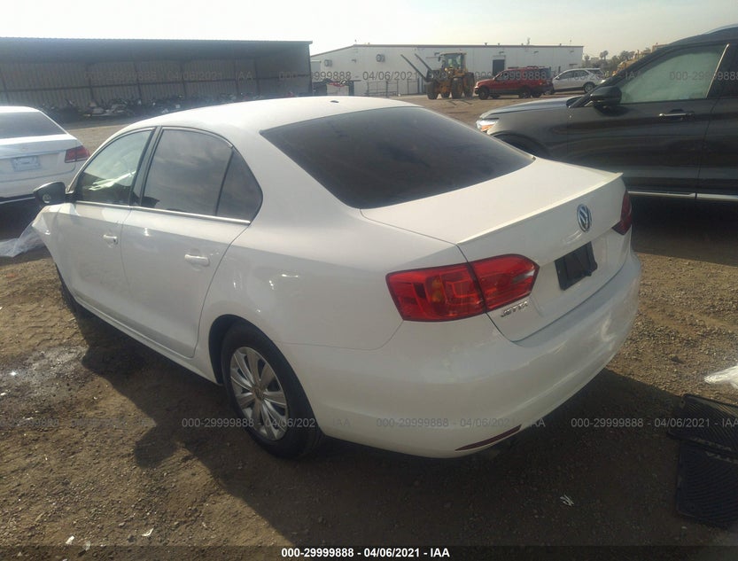 3VW2K7AJ3EM381671