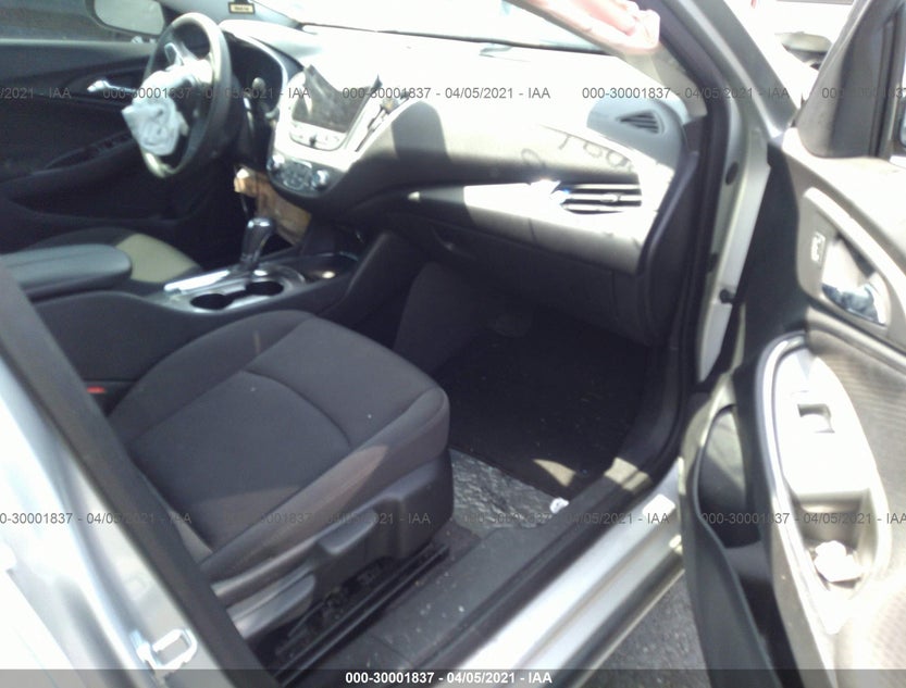 1G1ZD5ST6KF160151