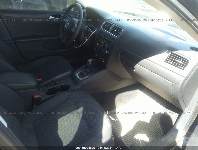 3VW2K7AJ9DM292086