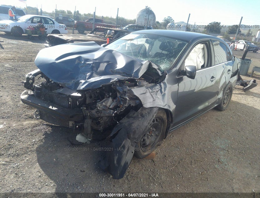 3VW2B7AJ8HM358827