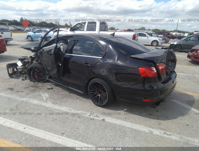 3VW5A7AJ6CM381872