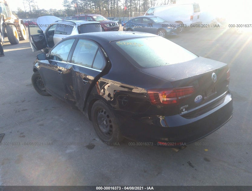 3VW2B7AJ7HM236055