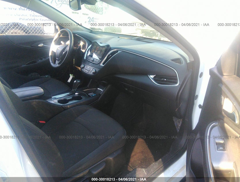 1G1ZD5ST4JF142522